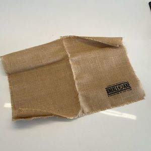 🤍 2 burlap Place settings